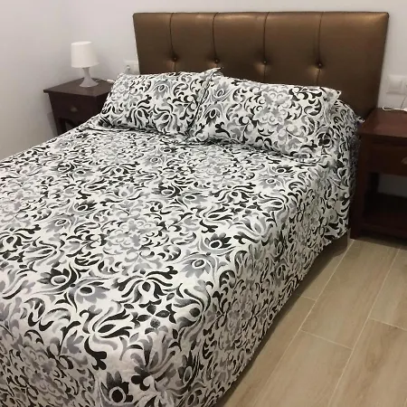 San Antonio La Carihuela 托雷莫利诺斯